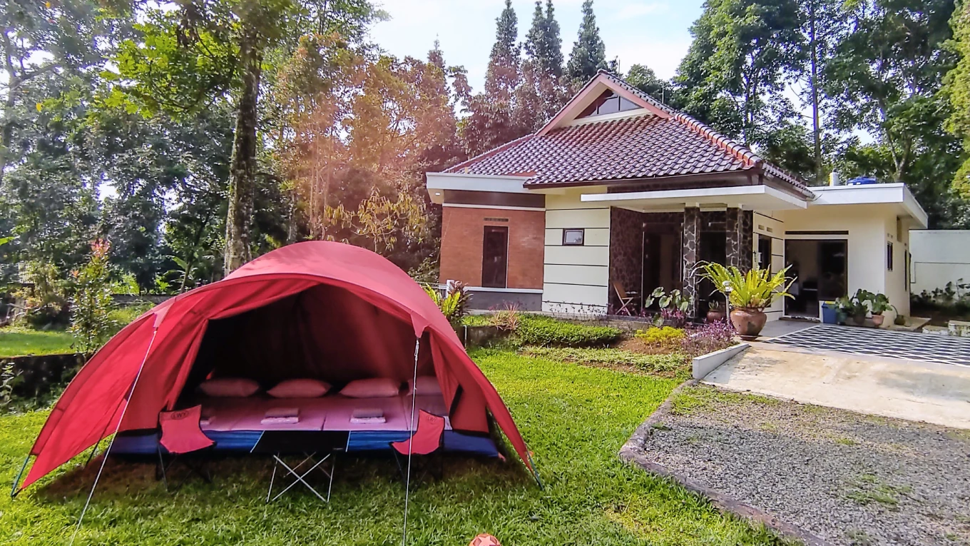 Villa Lembur Pancawati - Slide 1